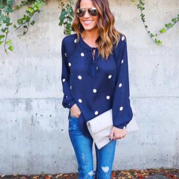 New Blue & White polka dot Chiffon blouse - Picture 3 of 6